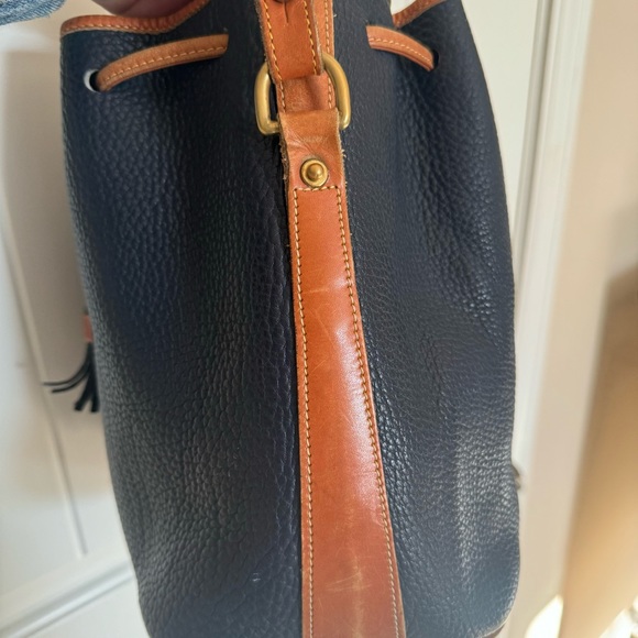 Dooney & Bourke Bucket Crossbody - Picture 4 of 11